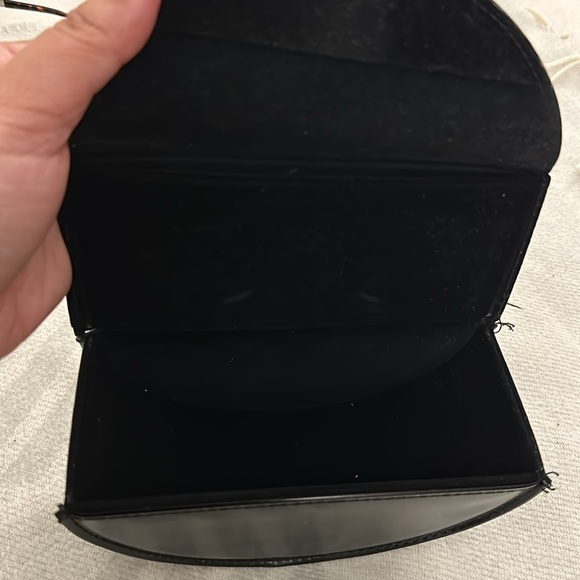 MARC by MARC JACOBS Sunglasses and Case - Picture 7 of 8